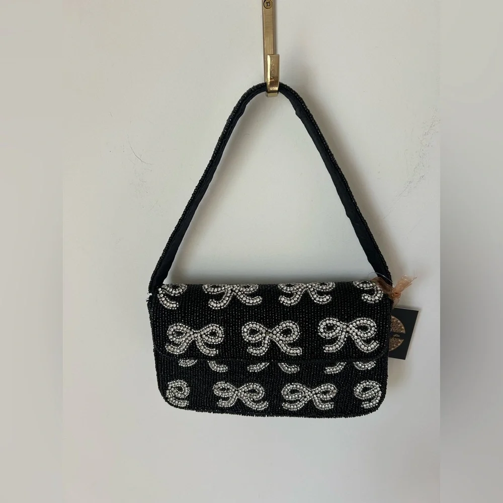 Viral Beaded Black Bow rhinestone Shoulder Bag